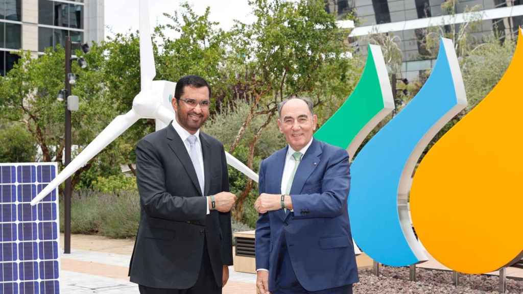 Ignacio Galán con el sultán Al Jaber durante su reunión previa al acuerdo.