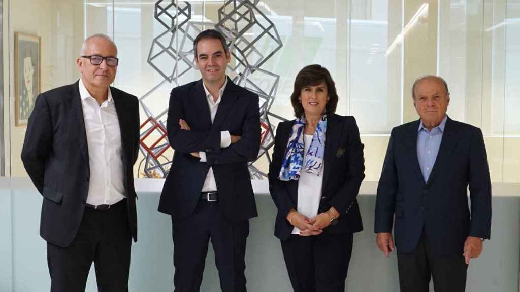 El Director LKS Next GobTech, Ricardo del Corte, con el Presidente de Grupo AFI, Borja Foncillas; la Directora General de LKS Next, Elena Zarraga; y el Director de Afi STA, Juan Brea.