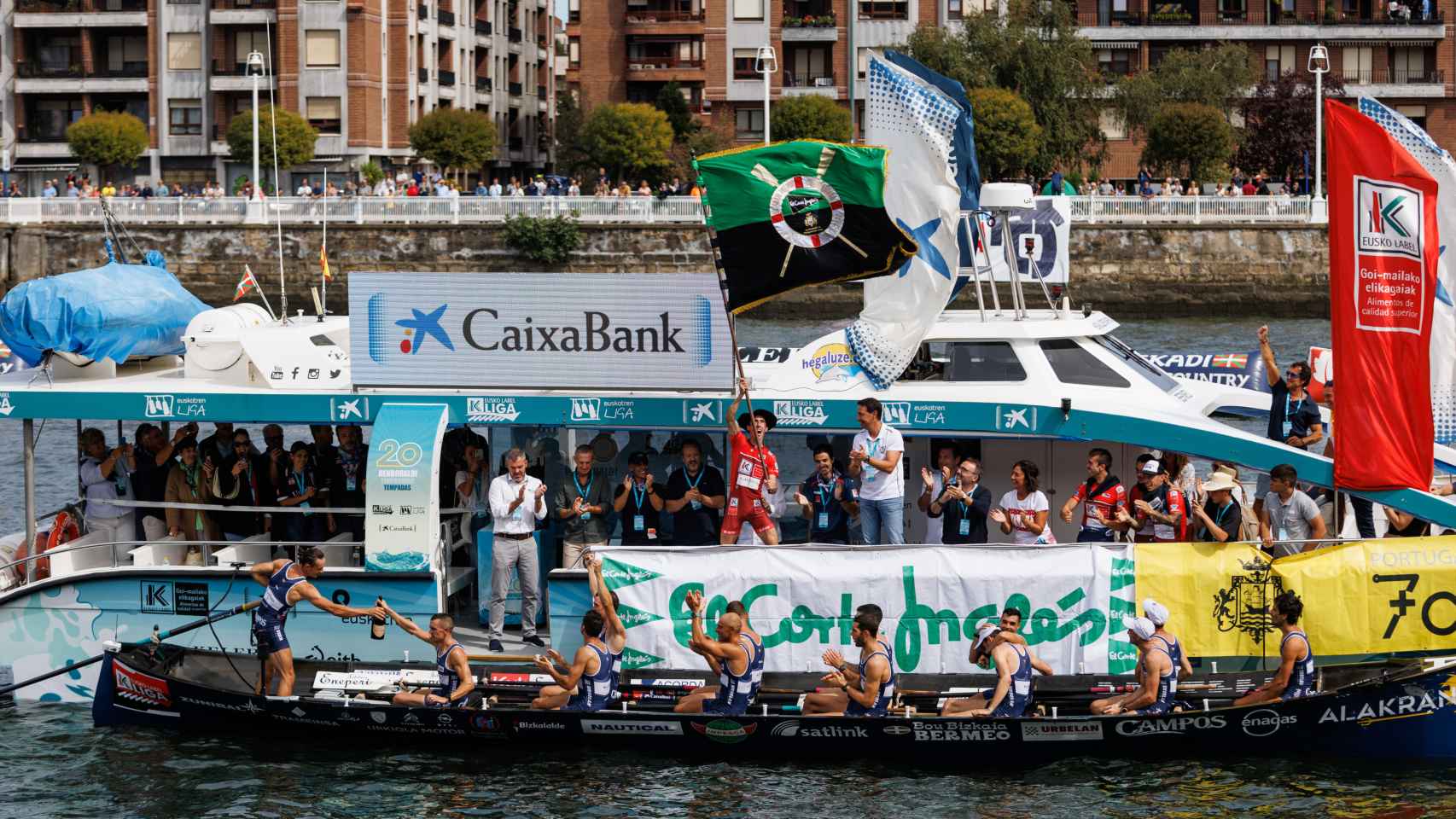 Regata en Bilbao, patrocinada por el Corte Inglés