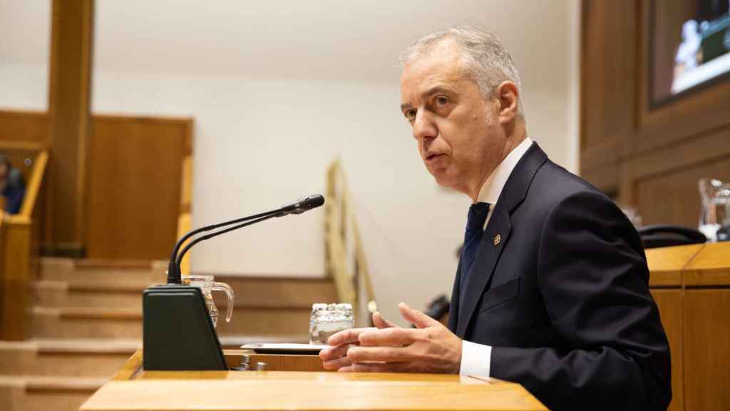 El lehendakari, Iñigo Urkullu, durante el pleno de control en el Parlamento vasco / Legebiltzarra