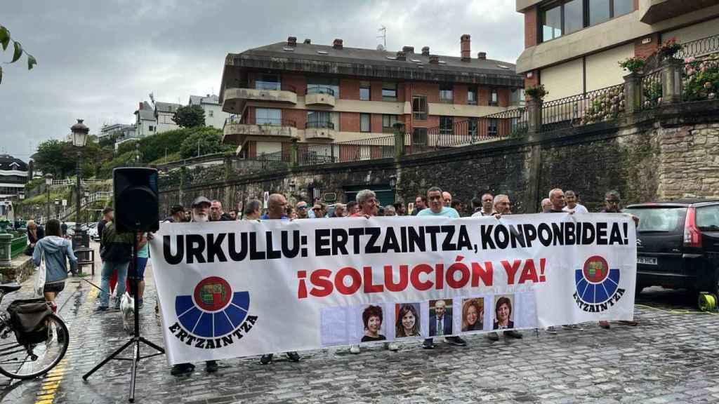 La unidad sindical de la Ertzaintza durante una manifestación / Cedida