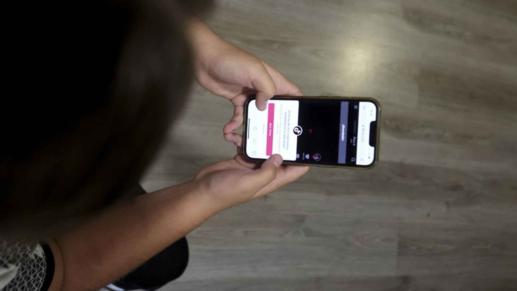 El 16% de adolescentes hace un uso problemático de las redes sociales/EFE