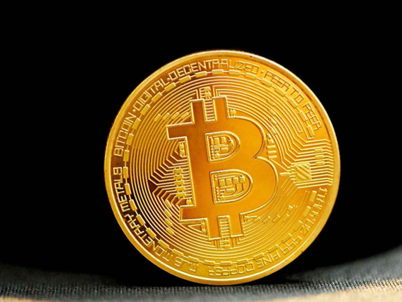 Por qué hay quienes comparan el valor del Bitcoin con el oro?