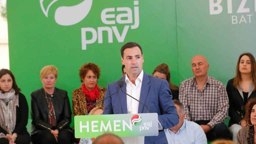 El PNV sorprende con la elección de Imanol Pradales