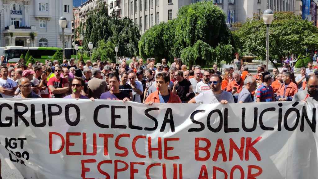 Trabajadores de Nervacero, del grupo Celsa, en una protesta en Bilbao