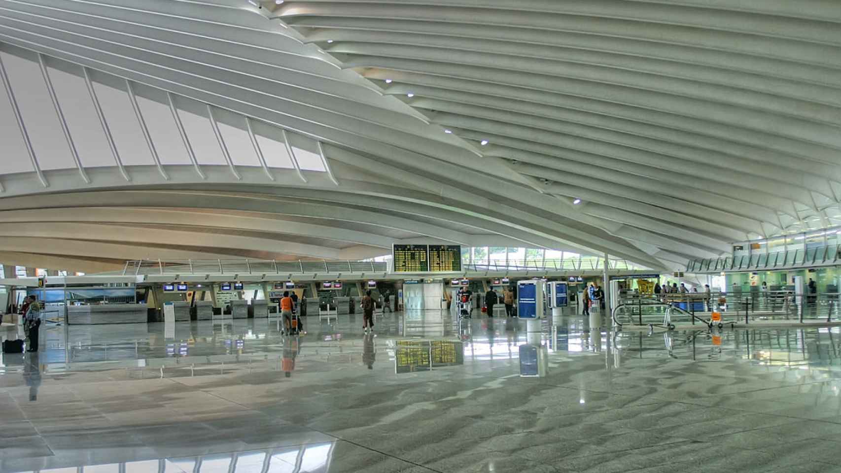 El aeropuerto de Bilbao, por dentro.