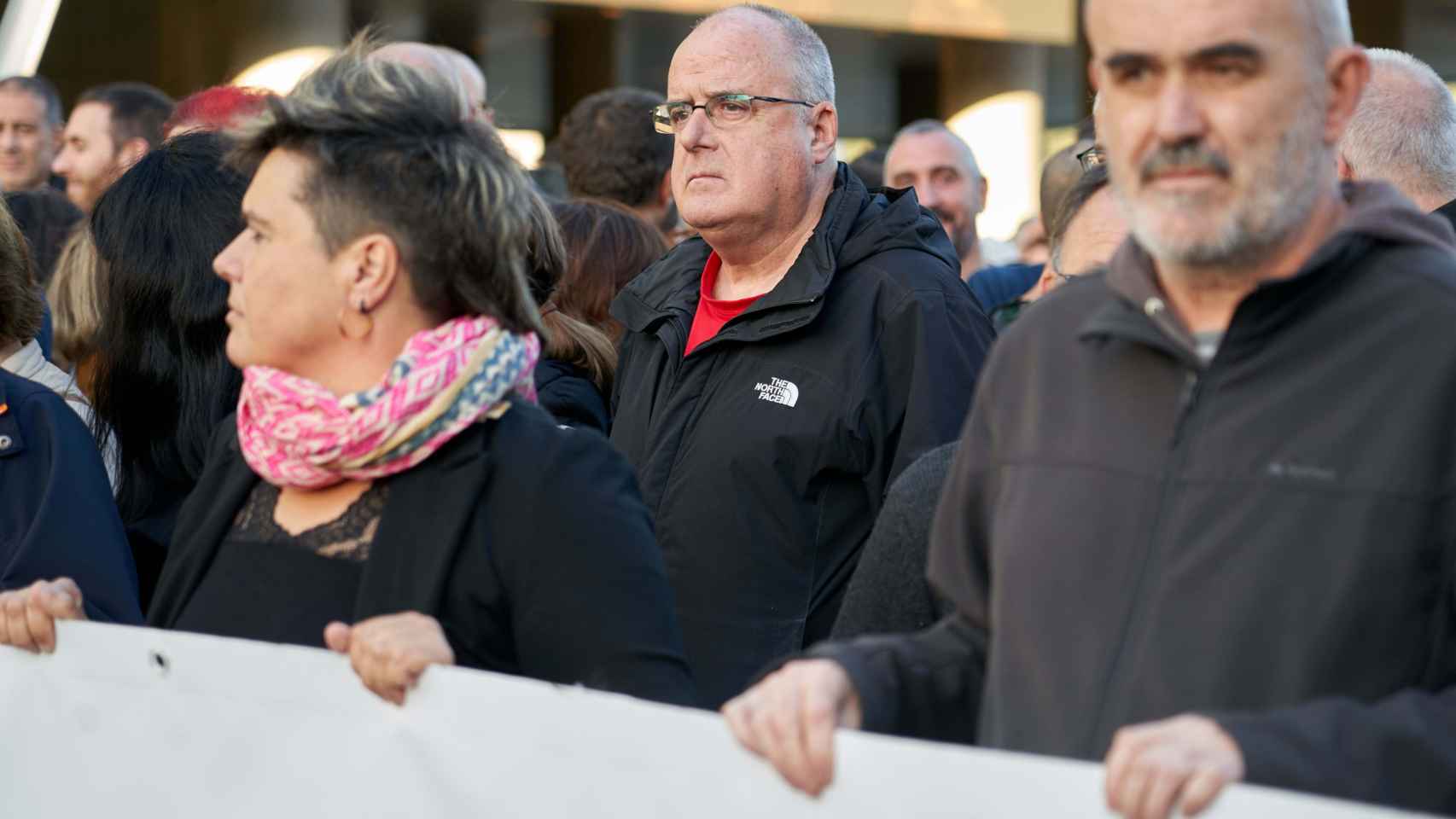 El portavoz del EAJ-PNV en el Parlamento Vasco, Joseba Egibar (c), durante una manifestación “ante la injerencia de los tribunales”, el pasado 4 de noviembre en Bilbao / Carlos González - Europa Press