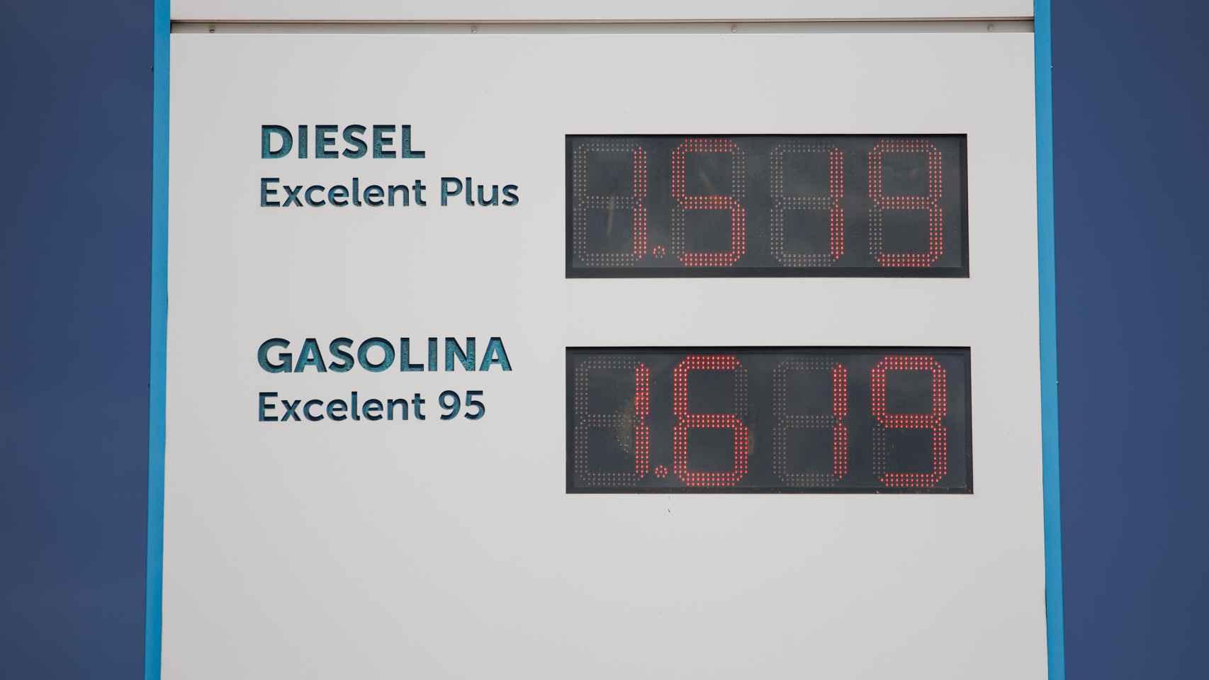 El precio del diésel y la gasolina en una estación de servicio el 1 de septiembre de 2023 / ALEJANDRO MARTÍNEZ VÉLEZ  - EP