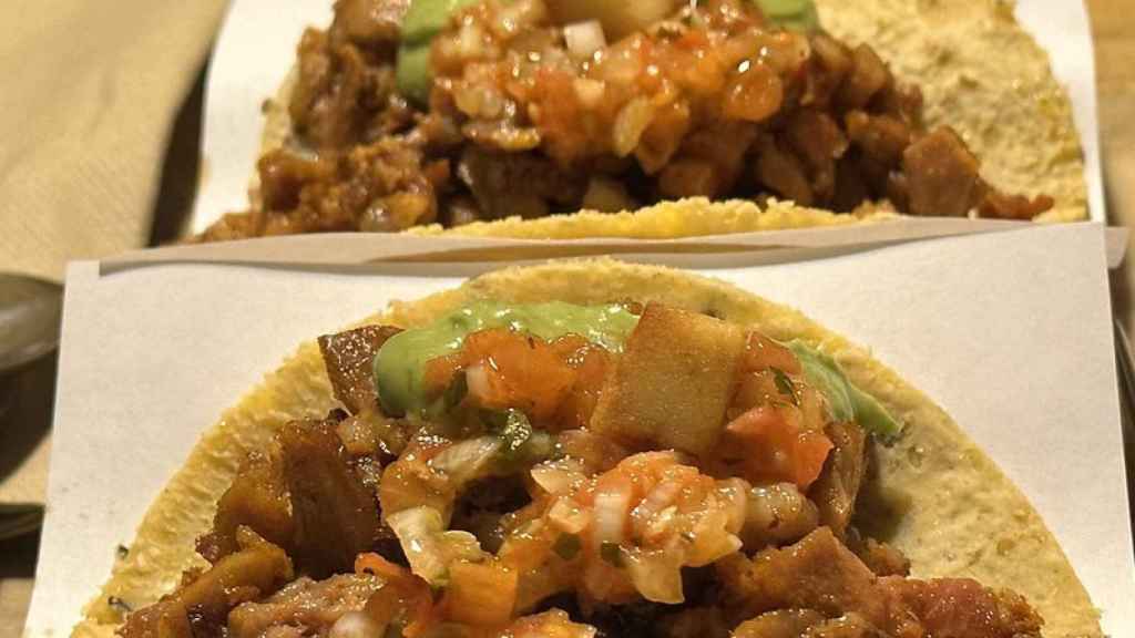 Uno de los tacotalos de Topa Sukaldería, en Donostia.