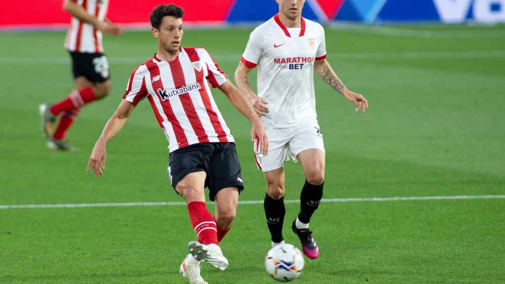 Mikel Vesga durante un encuentro liguero con el Athletic Club ante el Sevilla FC.