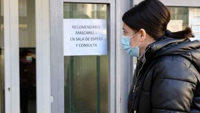 Los expertos sanitarios vascos, divididos por el uso obligatorio de las mascarillas en centros de salud/EFE/ Raquel Manzanares