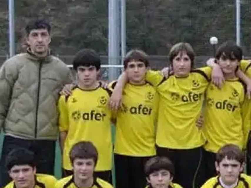 Imanol, durante su etapa como entrenador del equipo cadete del Orioko.