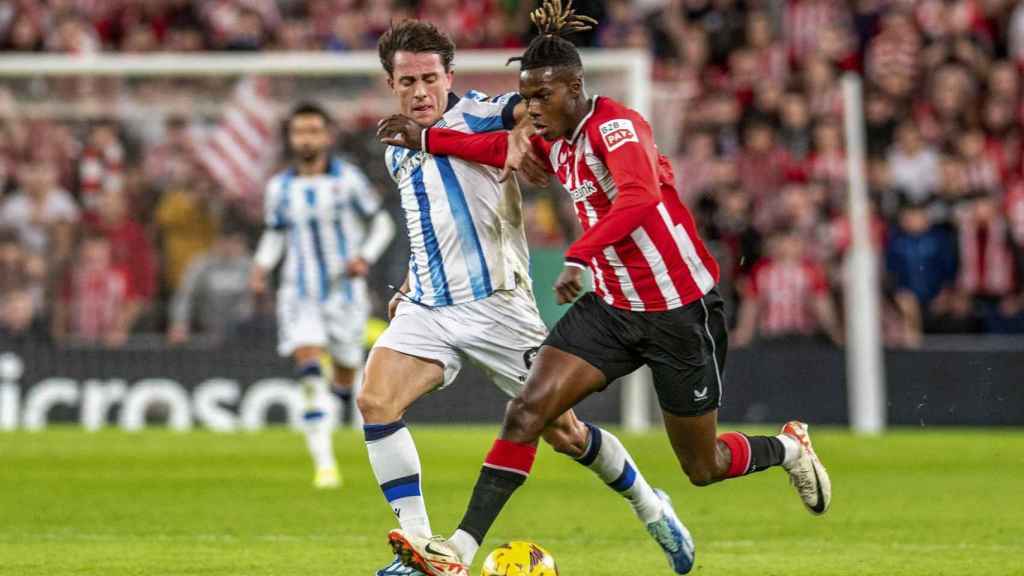 Álvaro Odriozola y Nico Williams, en el último derbi vasco disputado en San Mamés.