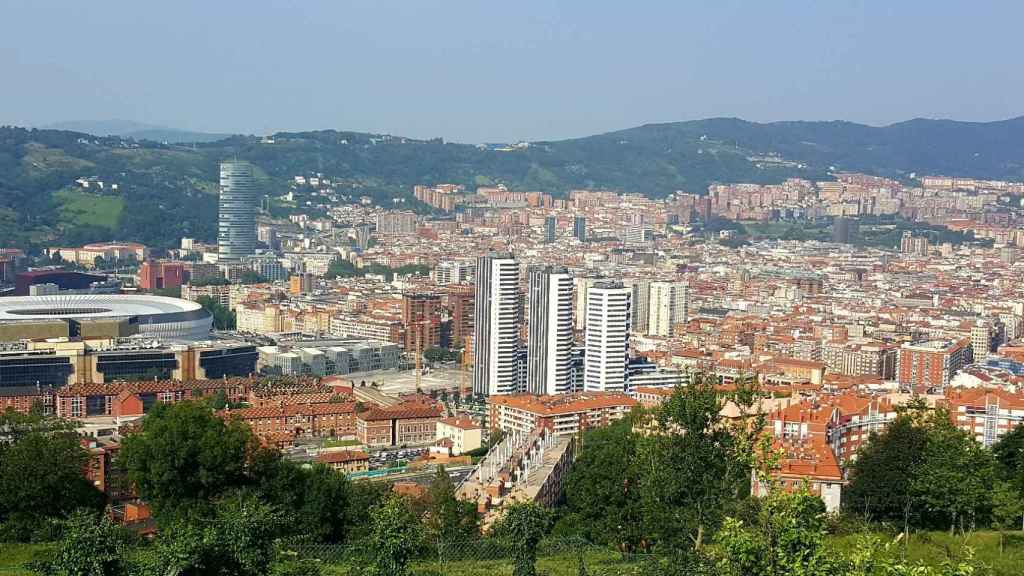 Detenida una pareja por traficar con drogas en un piso de Errekalde, donde se decomisó dos kilos de sustancias