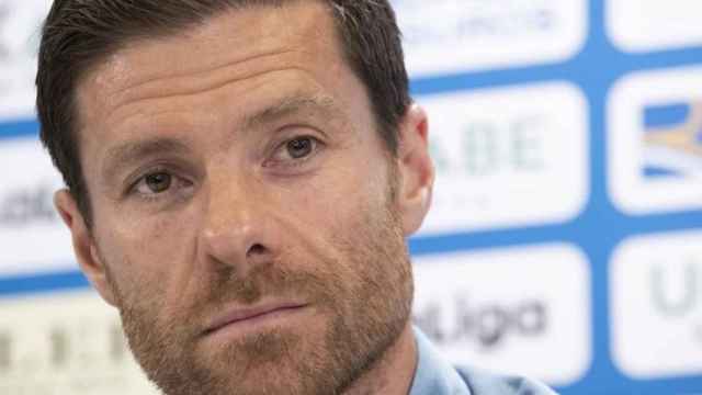 Xabi Alonso, durante una rueda de prensa como técnico.