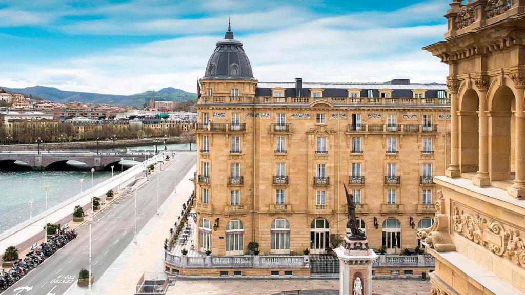 Exterior del Hotel María Cristina.