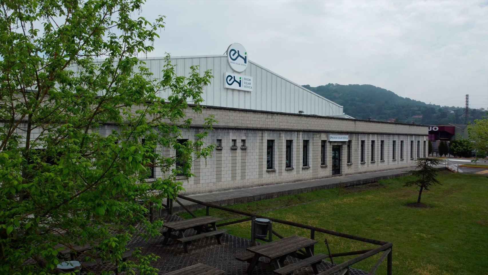 Fábrica de Exiom en Langreo dedicada a la producción de estructuras de acero para parques fotovoltaicos