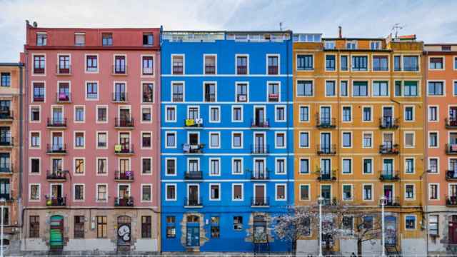 Viviendas de colores en Bilbao.