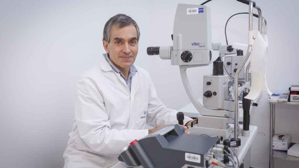 Doctor Pío Jesús García Gómez, jefe de servicio de Oftalmología del Hospital Quirónsalud Vitoria