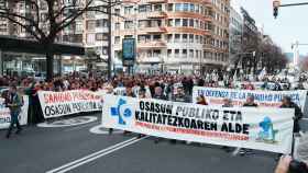 Miles de personas durante una de las movilizaciones en defensa de Osakidetza / H.Bilbao - Europa Press