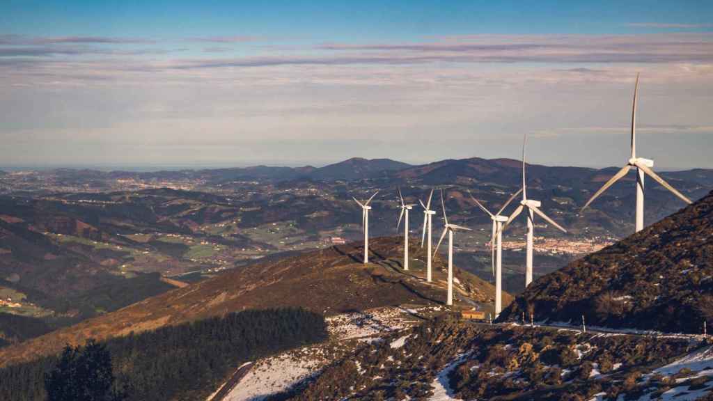 Parque eólico del monte Oiz de Aixeindar (Iberdrola y Gobierno vasco) / X