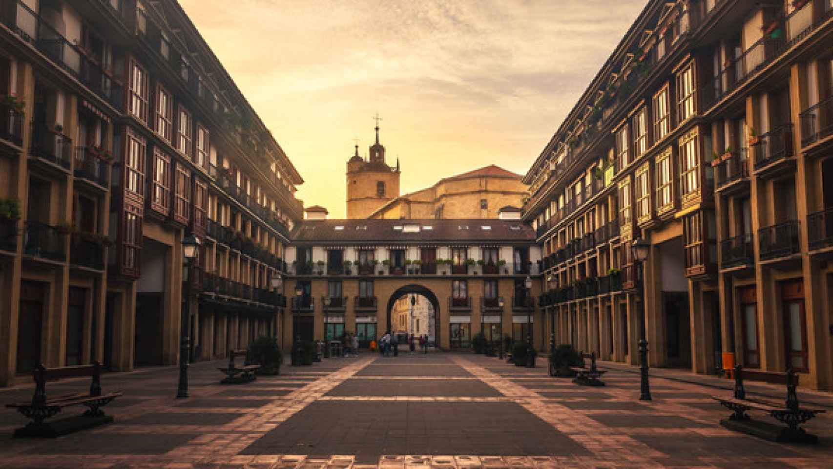 La ciudad de Euskadi que está de moda este verano.