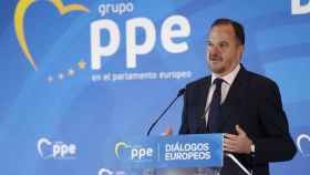 El expresidente de los populares vasco, Carlos Iturgaiz, durante un acto sobre el PP europeo