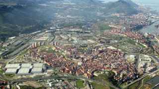 Esta es la ciudad 'más fea' de Euskadi según ChatGPT: muy industrial y poco estética