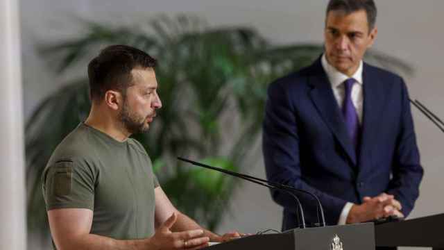 El presidente del gobierno español, Pedro Sánchez, y el presidente de Ucrania, Volodímir Zelenski / CHEMA MOYA - EFE