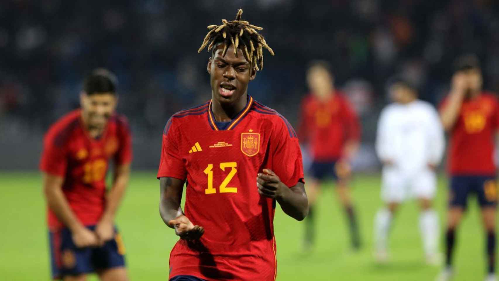 Nico Williams celebra un gol con la Selección Española.