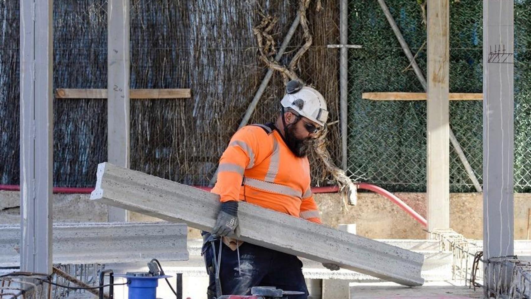 Euskadi es la segunda comunidad con el coste laboral más alto: 3.407 euros por trabajador