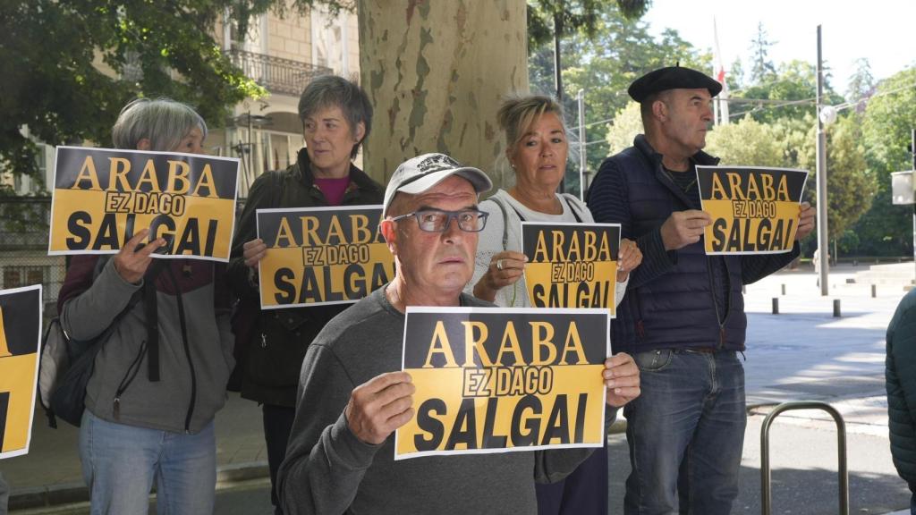 Concentración en contra de la instalación de los parques solares de Solaria