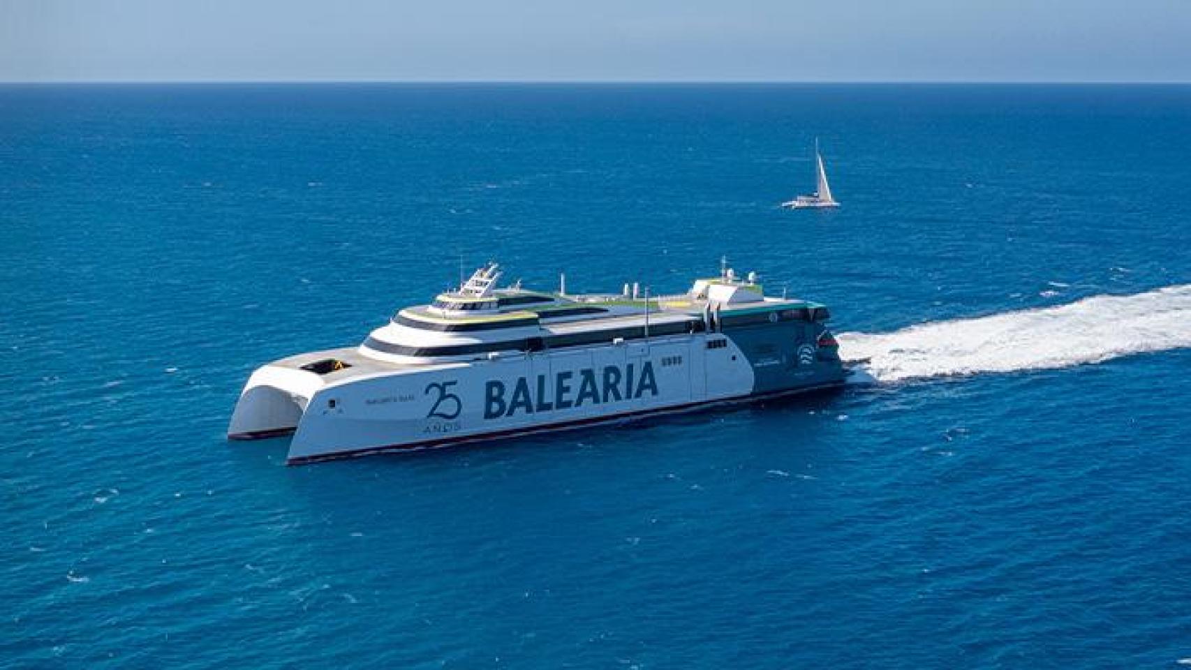 Margarita Salas está construido con aluminio y es el segundo fast ferry de gas natural de Baleària.