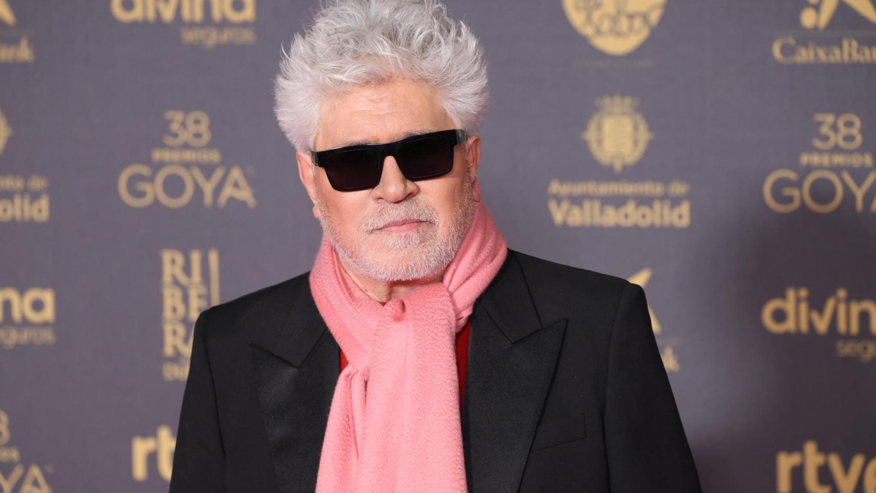 El director Pedro Almodóvar en la alfombra rosa de los Premios Goya 2024. | EP