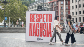 Cartel de Respeto Nagusia en la Semana Grande de Bilbao | EFE