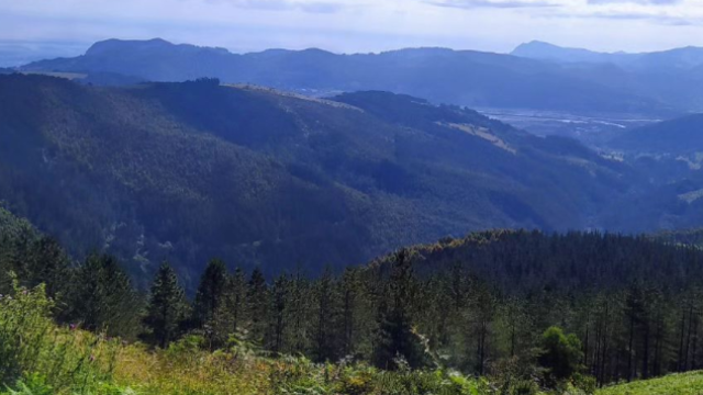 La cima del monte del pueblo olvidado de Euskadi.