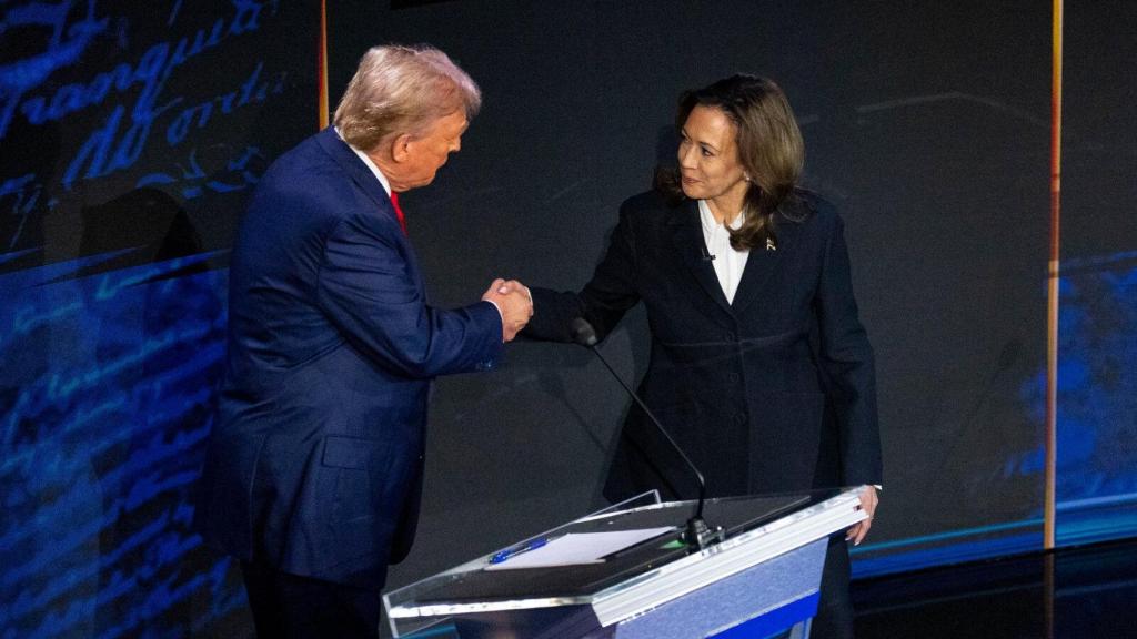 Donald Trump y Kamala Harris en su debate.