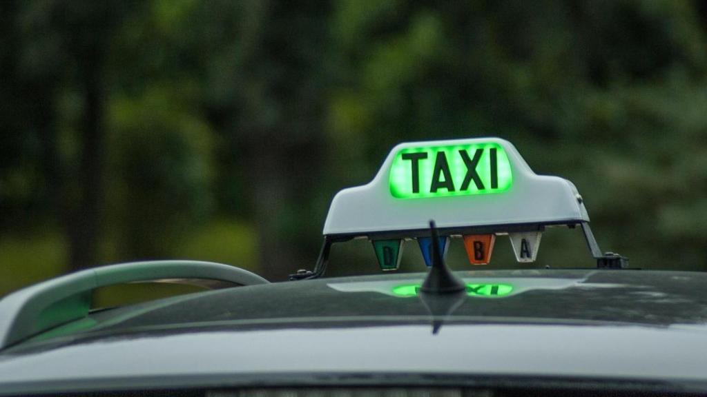 Los taxistas vascos buscan acuerdos público-privados ante la imposibilidad de asegurar sus vehículos