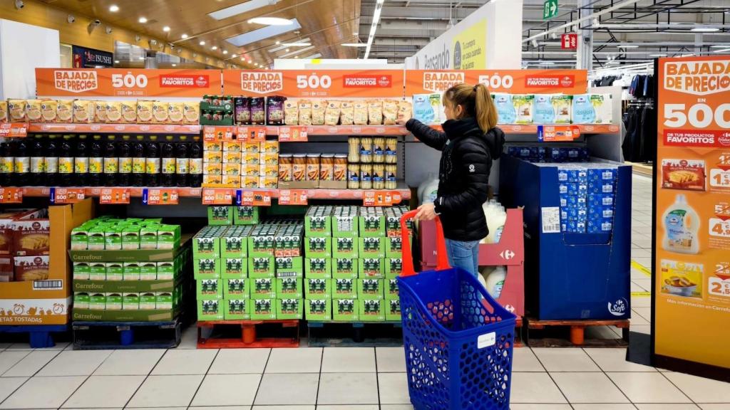 Un supermercado Carrefour, candidata a comprar Uvesco / EP