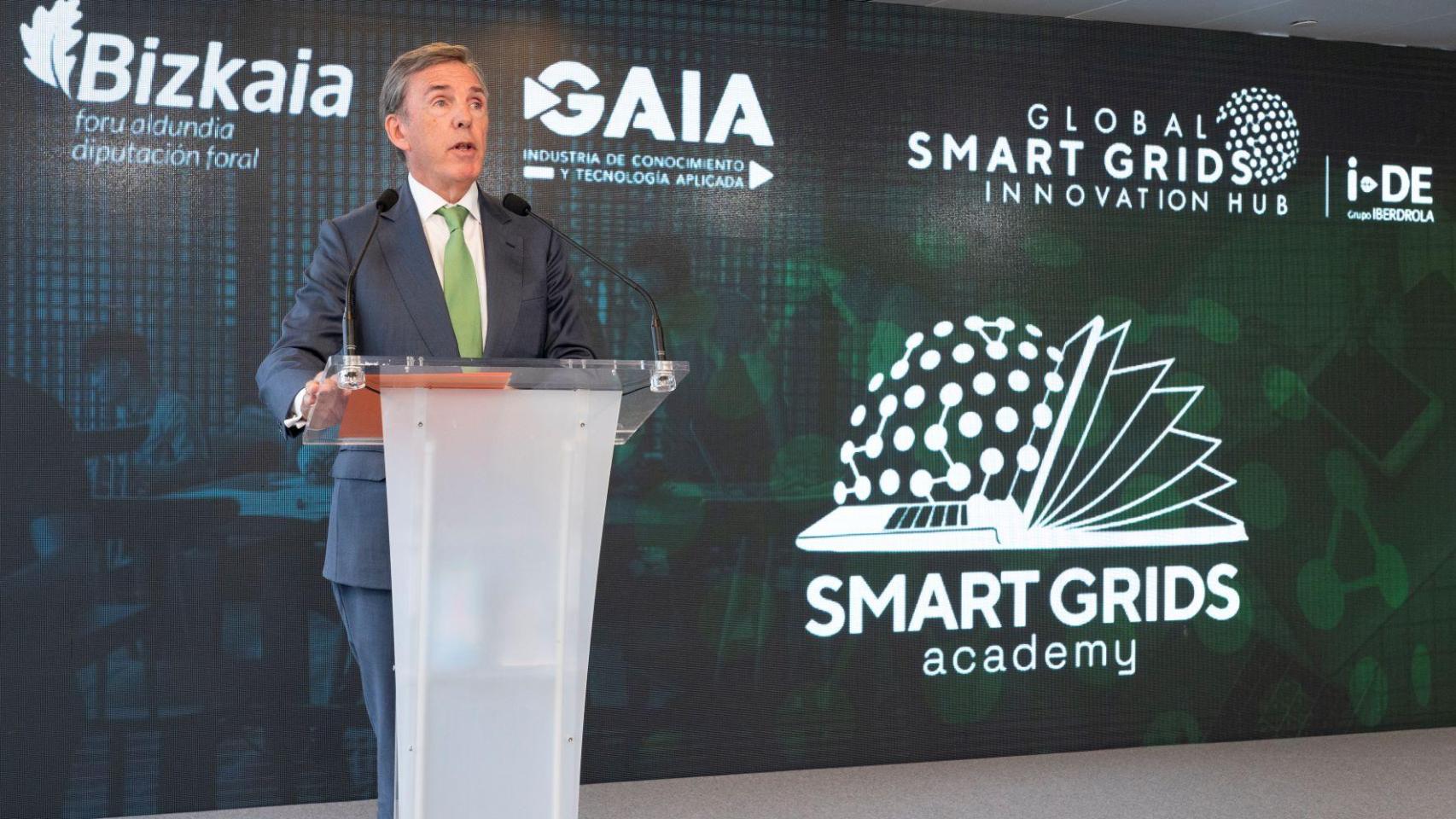 Asís Canales, de Iberdrola, en la presentación de la Smart Grids Academy