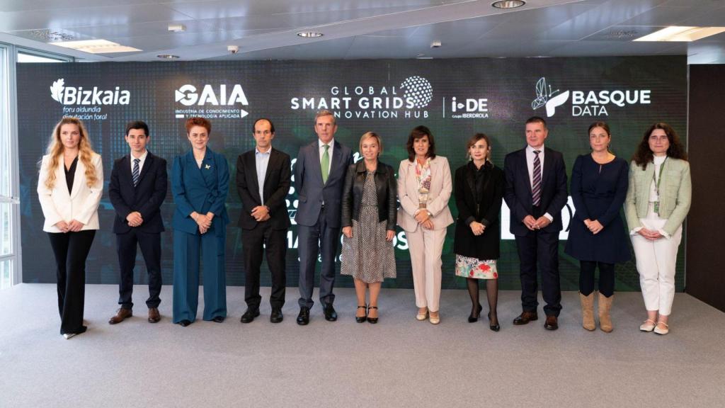 Foto de familia de la presentación de Smart Grids Academy