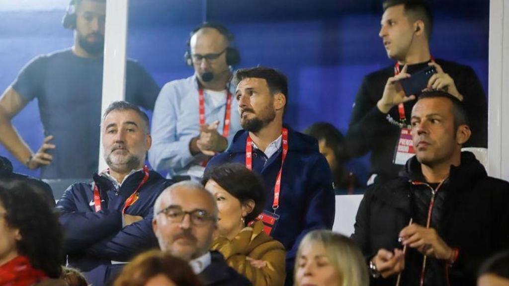 Aritz Aduriz presencia un encuentro del Mallorca.