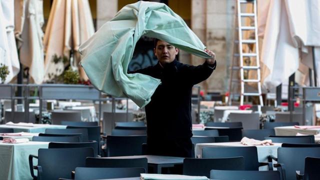 Trabajador del sector de la hostelería