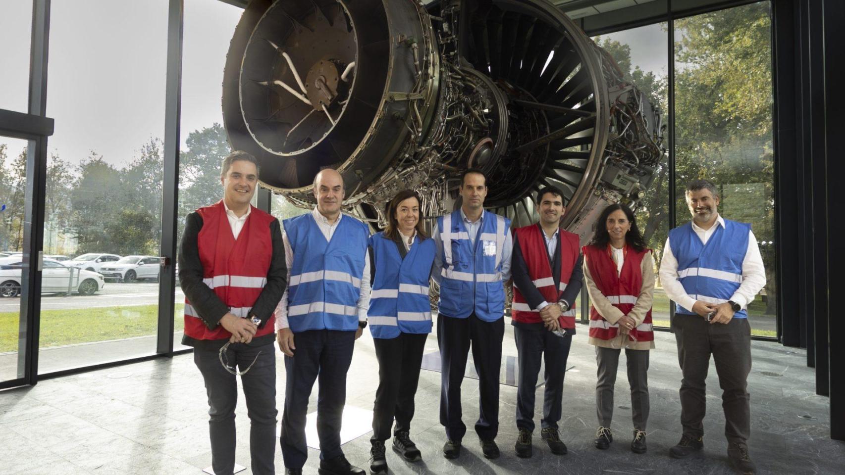 El consejero Mikel Jauregi en una visita a ITP Aero