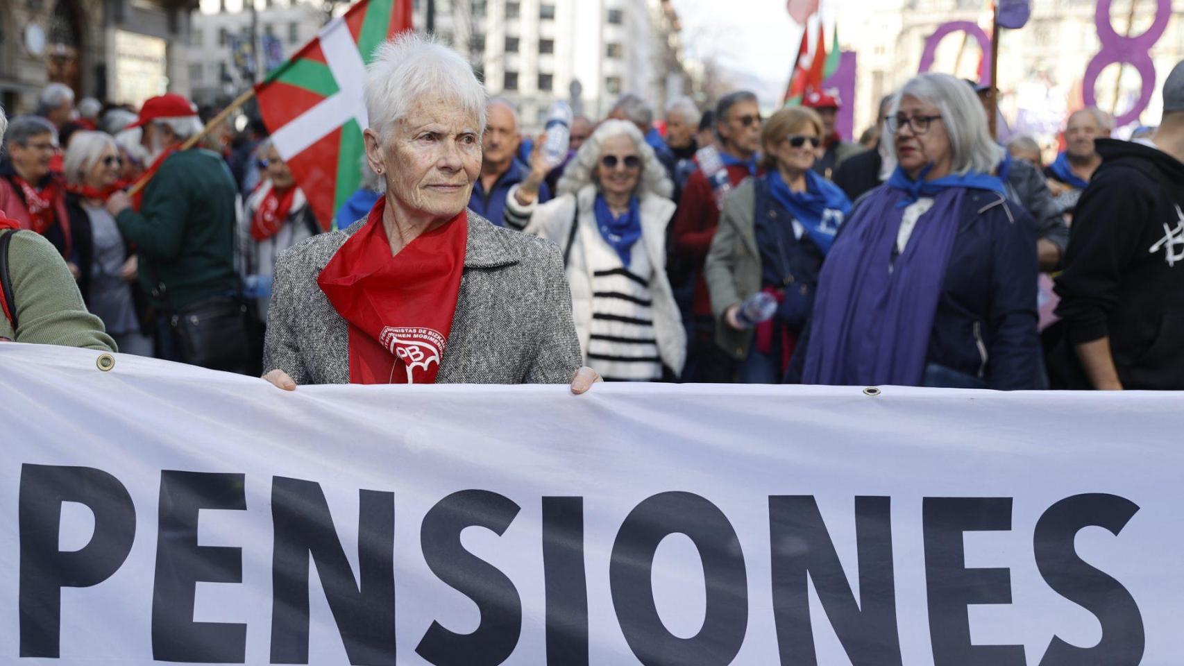 Los pensionistas vascos piden un complemento a las pensiones mínimas, como en Navarra