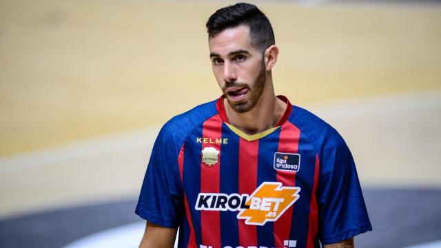 El argentino Luca Vildoza entrenando con el Baskonia