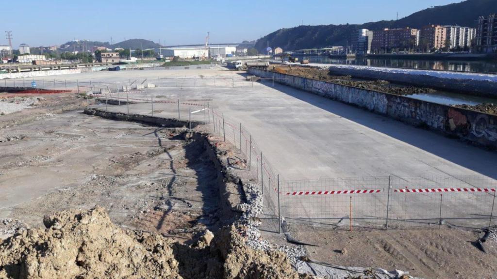 Descontaminación de terrenos en Zorrotzaurre.