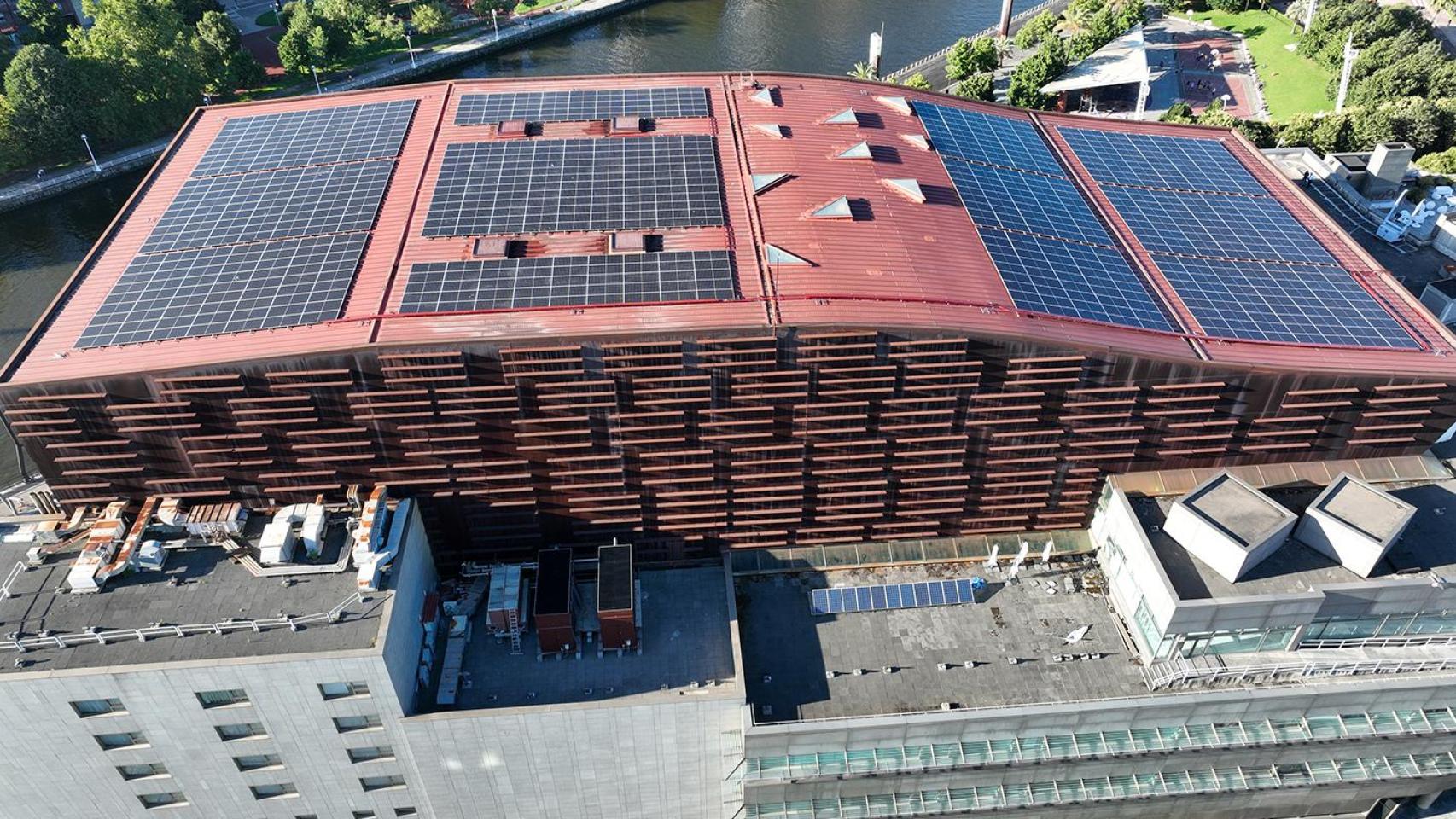 Cubierta fotovoltaica de Ondoan en el Palacio Euskalduna