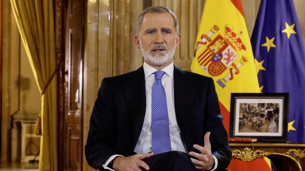 El Felipe VI durante su mensaje navideño en el Palacio Real / EFE