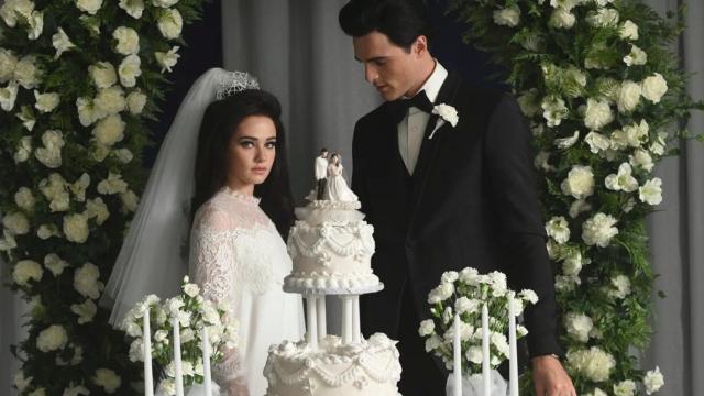 Cailee Spaeny (Priscilla) y Jacob Elordi (Elvis) en el momento de la película que recrea la boda entre ambos. Foto: Philippe Le Sourd